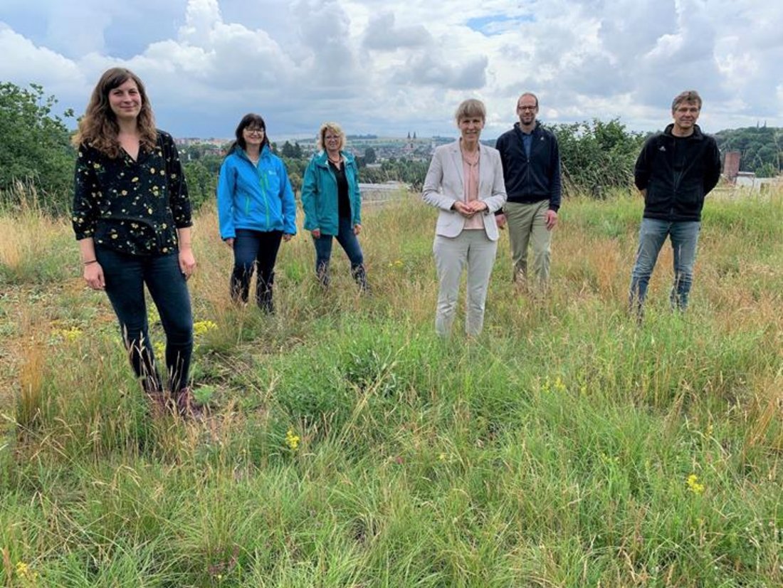 Gruppenfoto am Teufelsberg zum Projektstart