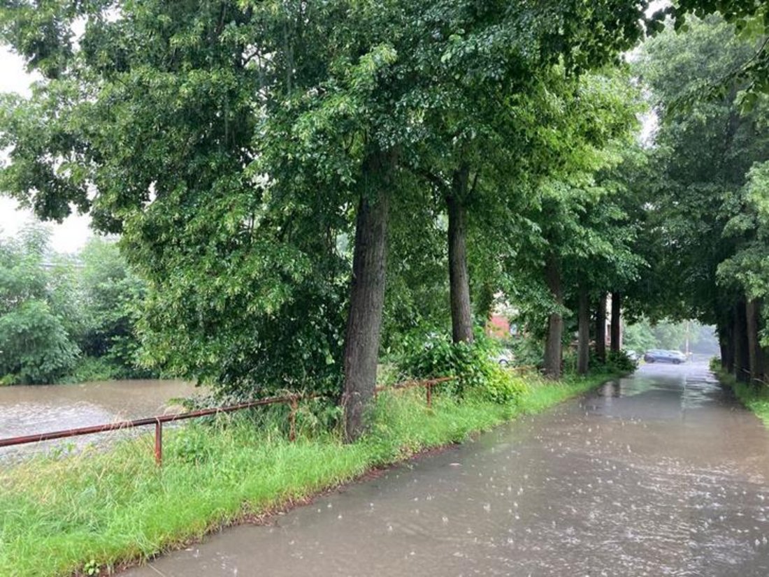 Auf diesem Foto ist Hochwasser zu sehen